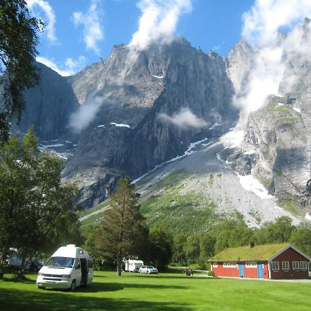 Trollveggen Camping Åndalsnes Esterno foto