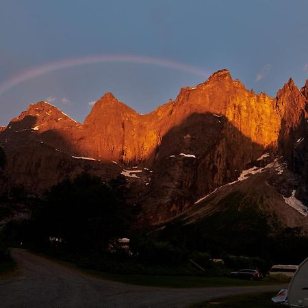 Trollveggen Camping Åndalsnes Esterno foto