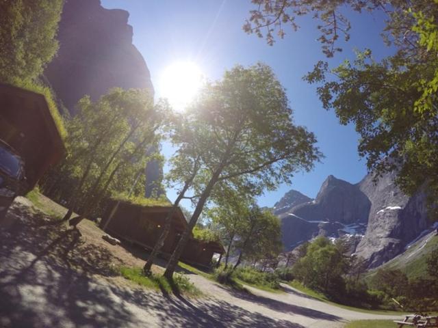 Trollveggen Camping Åndalsnes Esterno foto